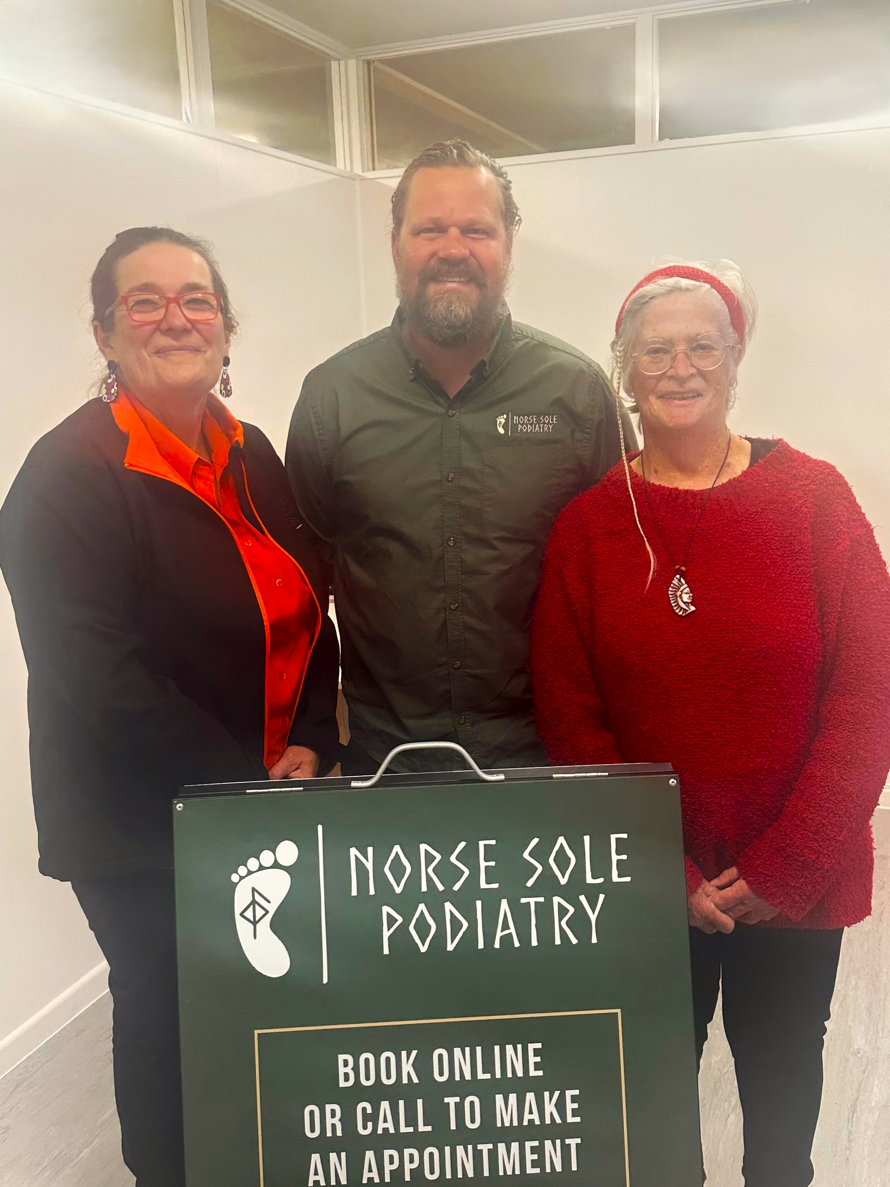 Espen pictured with edited Glen Innes Karen Munster and Jo Enoch of Local Connect, Glen Innes